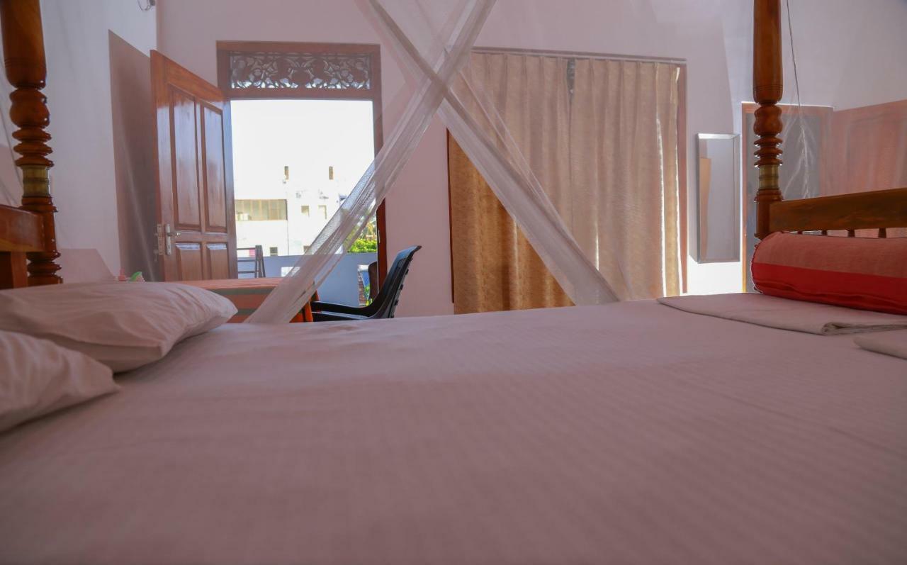 The King Apartment Hikkaduwa Ngoại thất bức ảnh